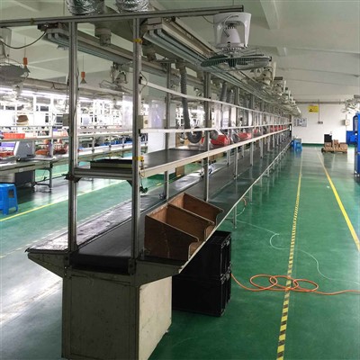 Sistemi tekočih trakov proizvodne linije